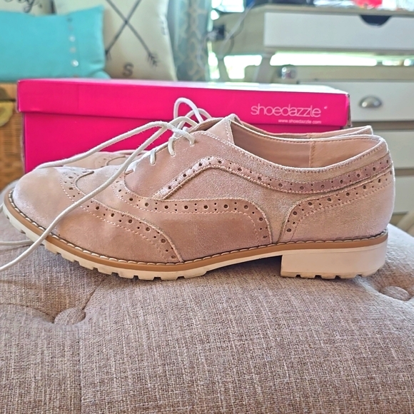 Pink Velvet Oxford shoe Women's size 9 - Picture 3 of 5